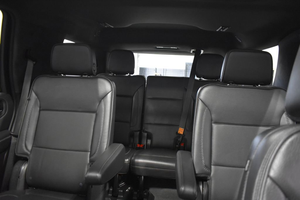Used 2023 GMC Yukon Denali w/ LPO, Floor Liner Package image 34