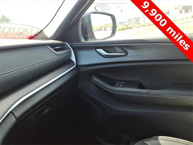 Certified 2023 Jeep Grand Cherokee Altitude image 19