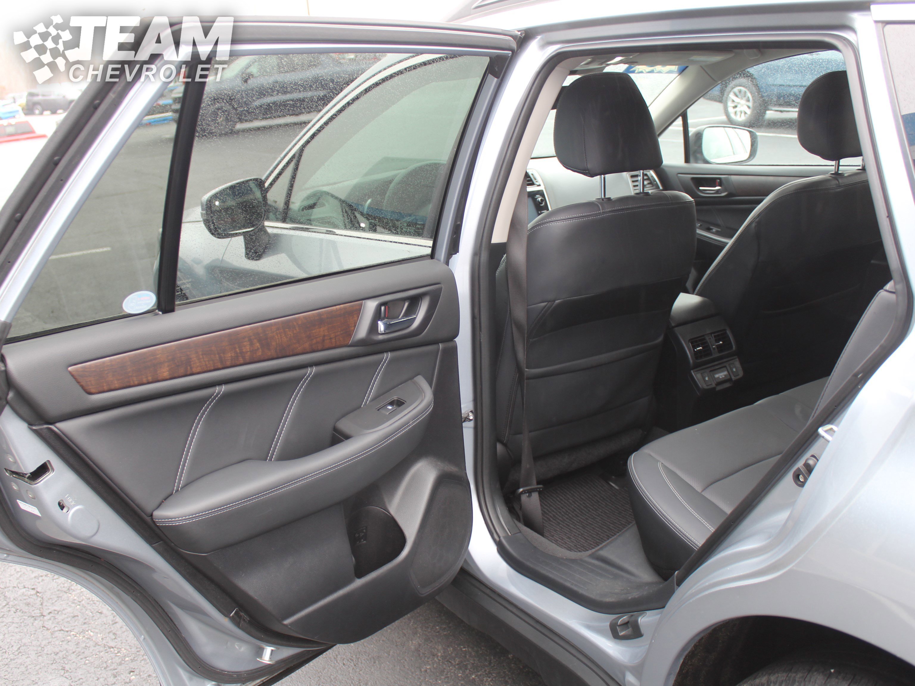 Used 2018 Subaru Outback 2.5i Limited image 23