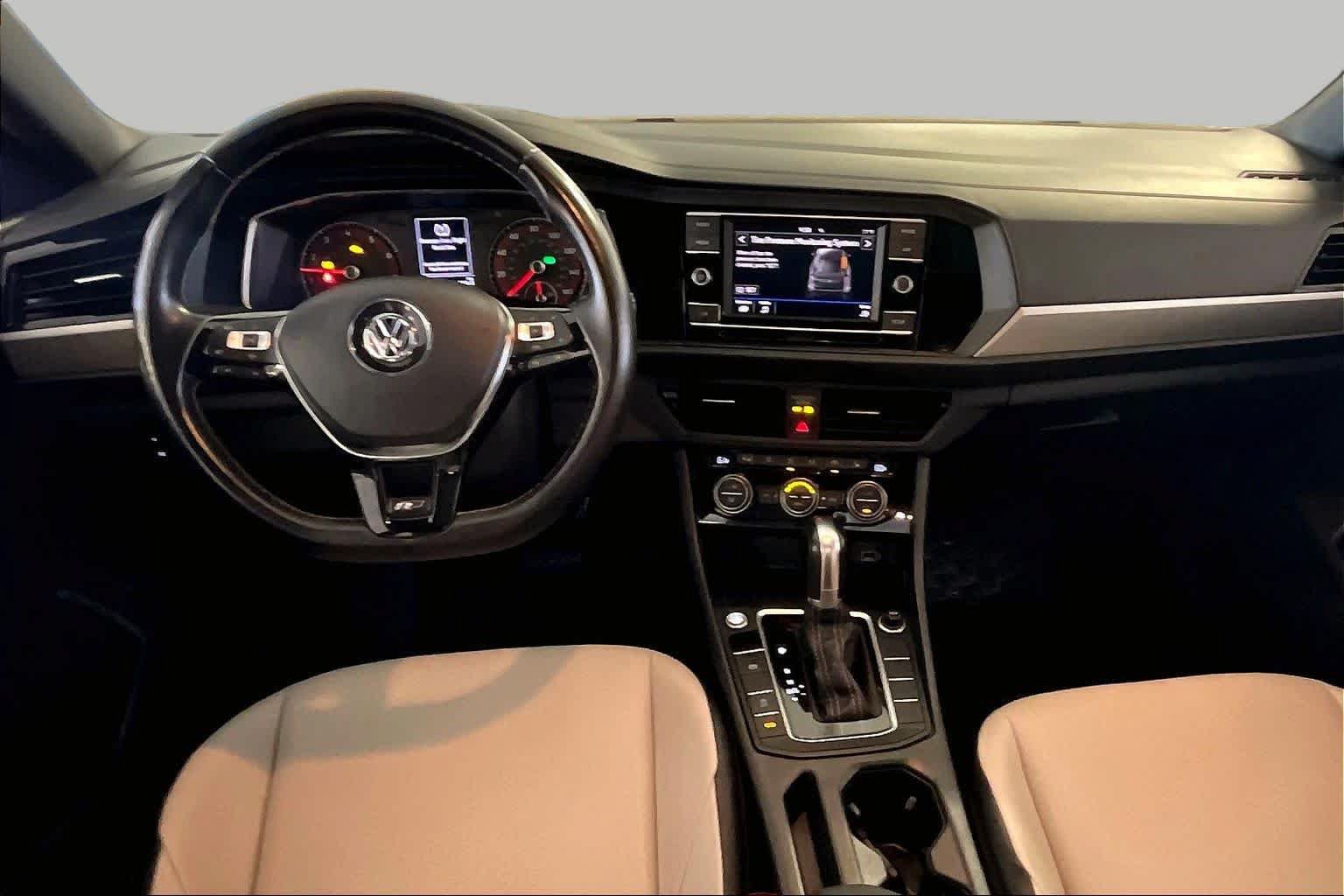 Used 2019 Volkswagen Jetta R-Line FWD image 13