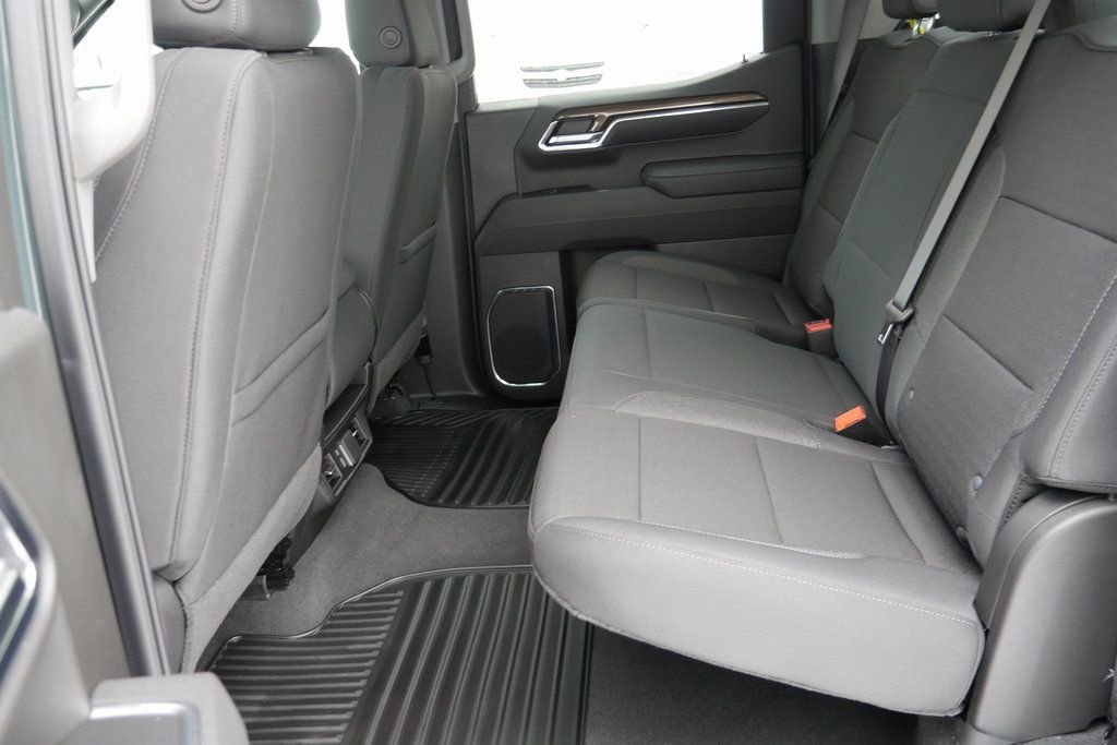 New 2026 Chevrolet Silverado 1500 LT image 25