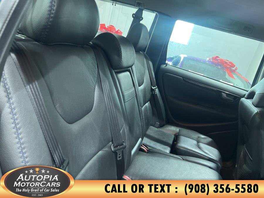 Used 2005 Volvo XC70 image 13