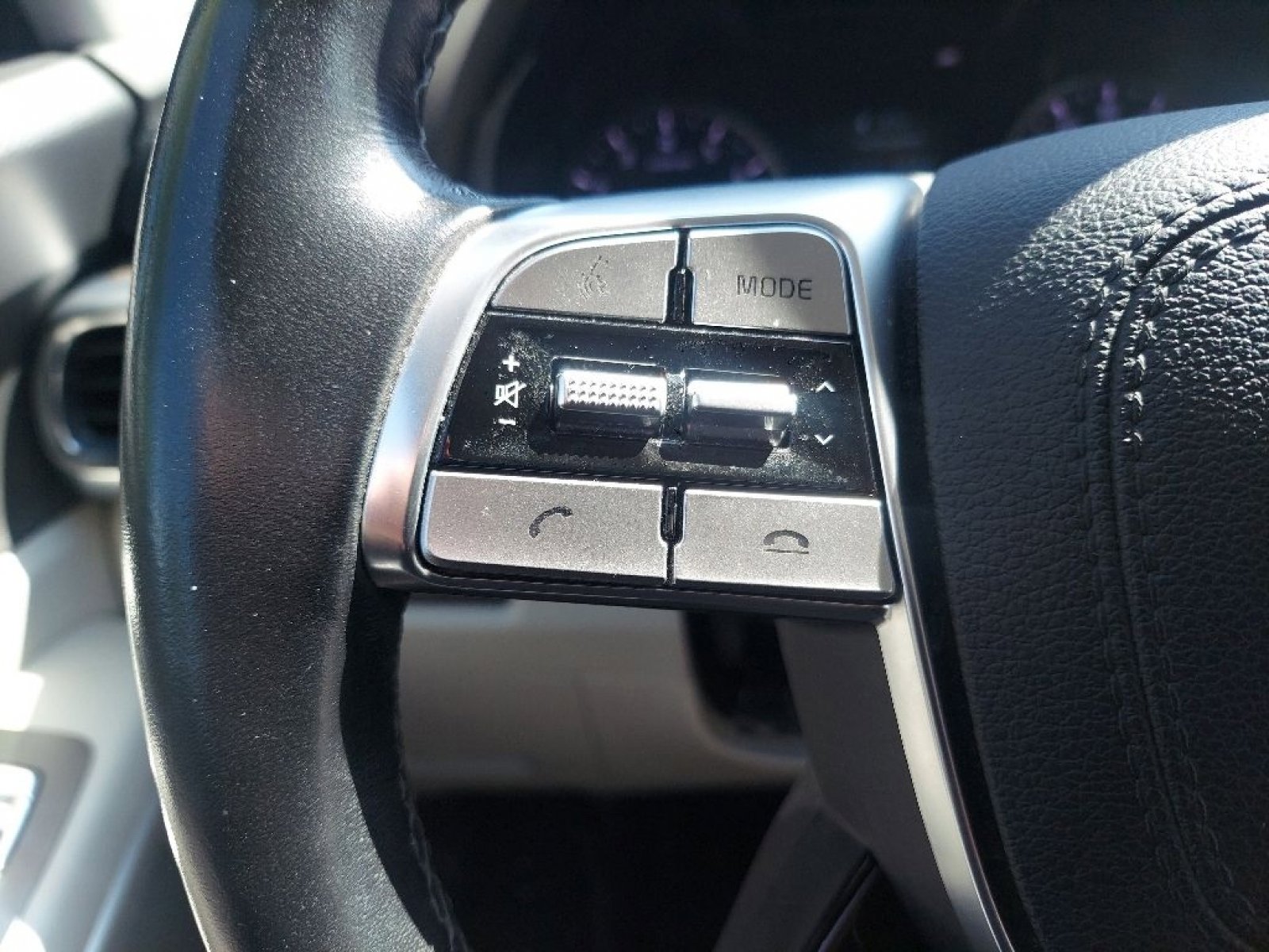 Used 2022 Kia Telluride EX w/ EX Premium Package AWD/4WD image 12