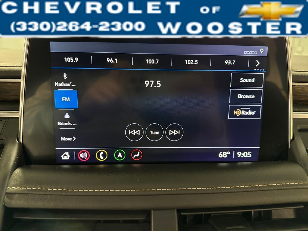 Used 2021 Chevrolet Suburban Premier image 22