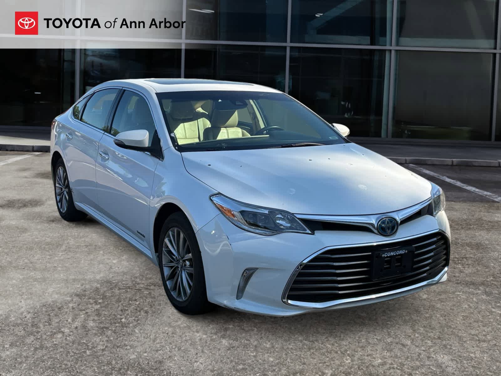 Used 2016 Toyota Avalon Limited w/ Toyota Safety Sense Package