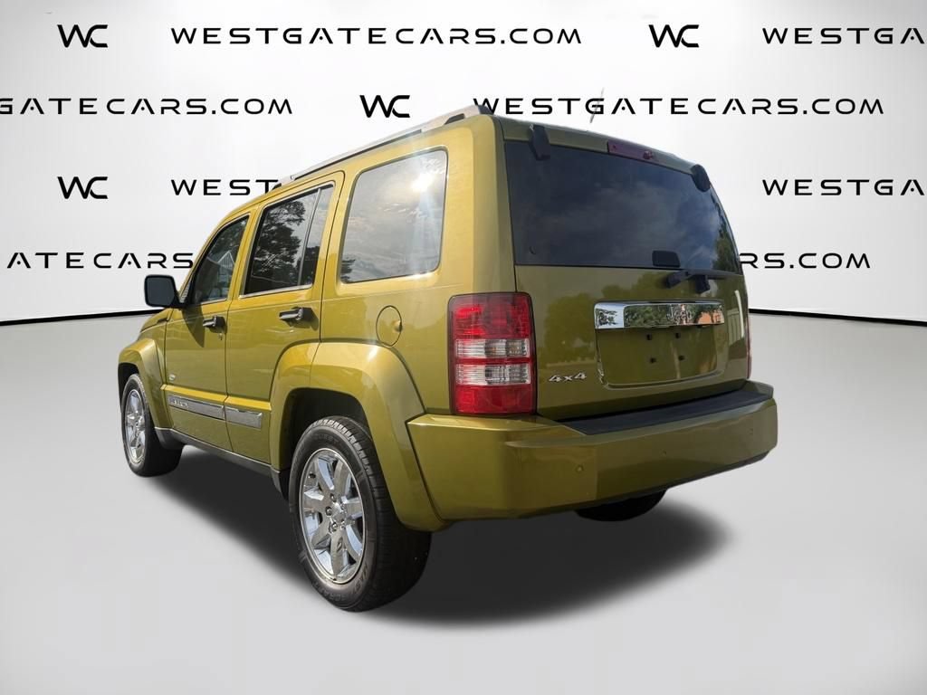 Used 2012 Jeep Liberty Sport AWD/4WD image 4