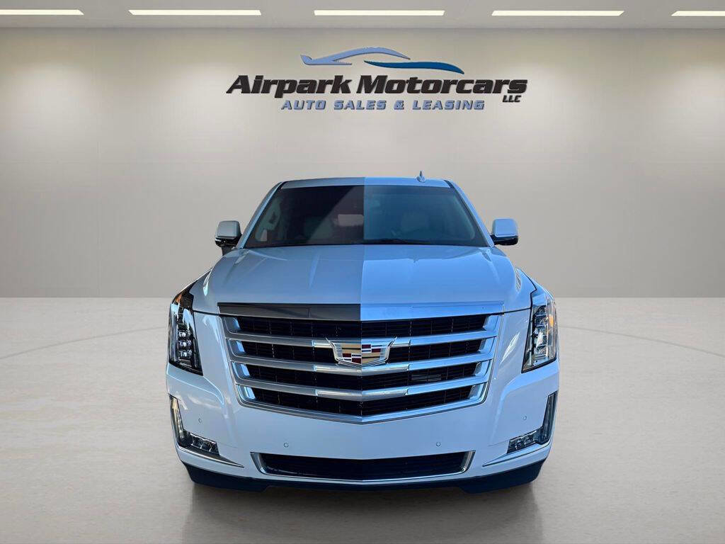 Used 2019 Cadillac Escalade Luxury image 8