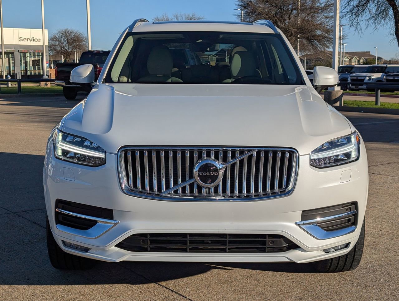 Used 2025 Volvo XC90 B6 Ultra w/ Lounge Package image 6