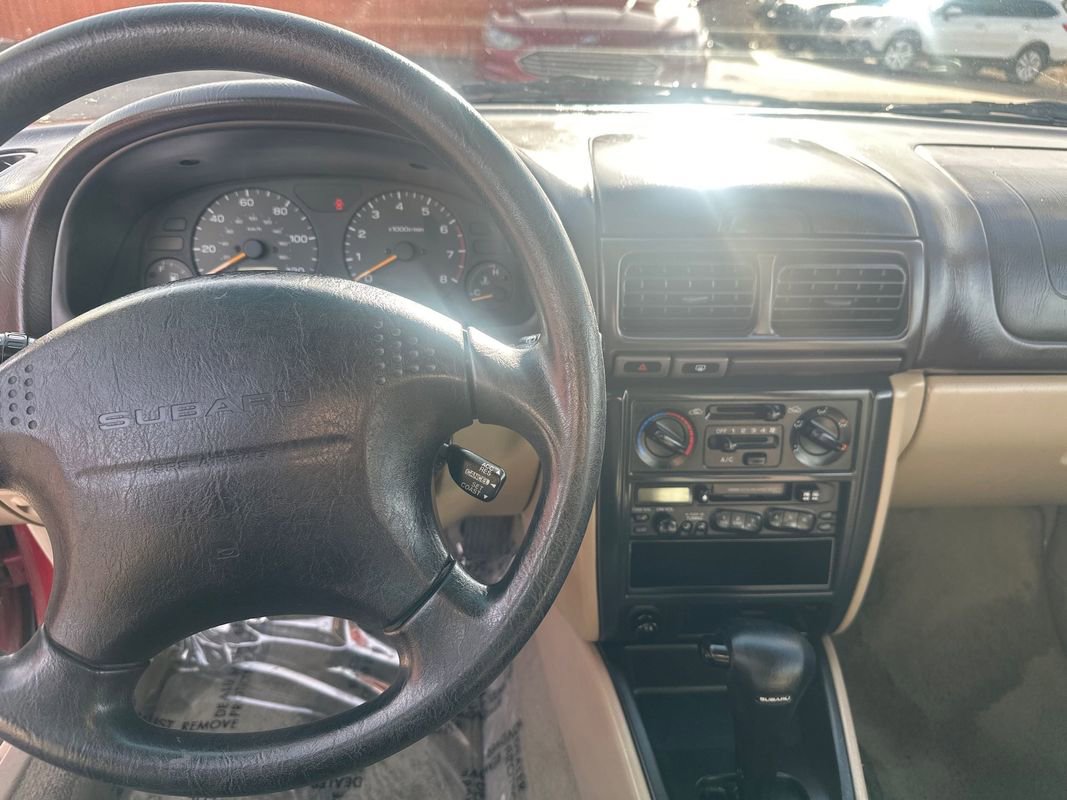 Used 2000 Subaru Forester L image 9
