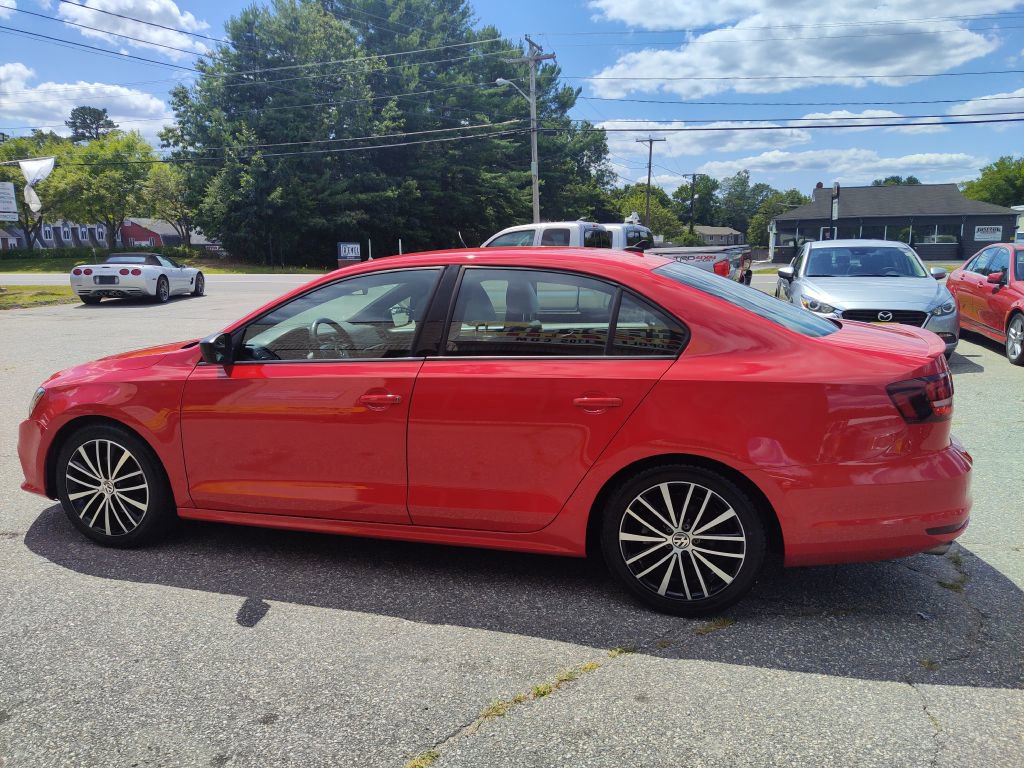 Used 2016 Volkswagen Jetta Sport w/ Lighting Package image 5