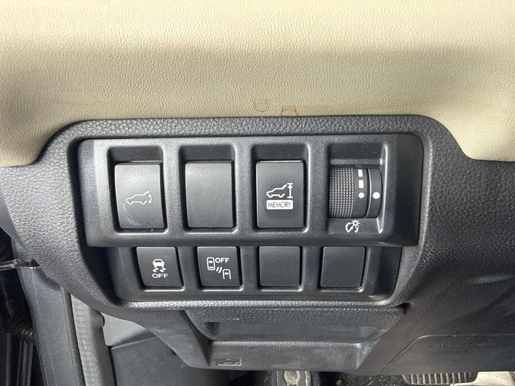Used 2019 Subaru Ascent Limited w/ Popular Package #3 AWD/4WD image 18
