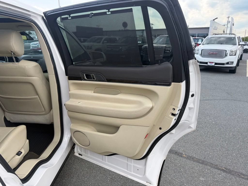 Used 2015 Lincoln MKT AWD w/ Equipment Group 201A image 35