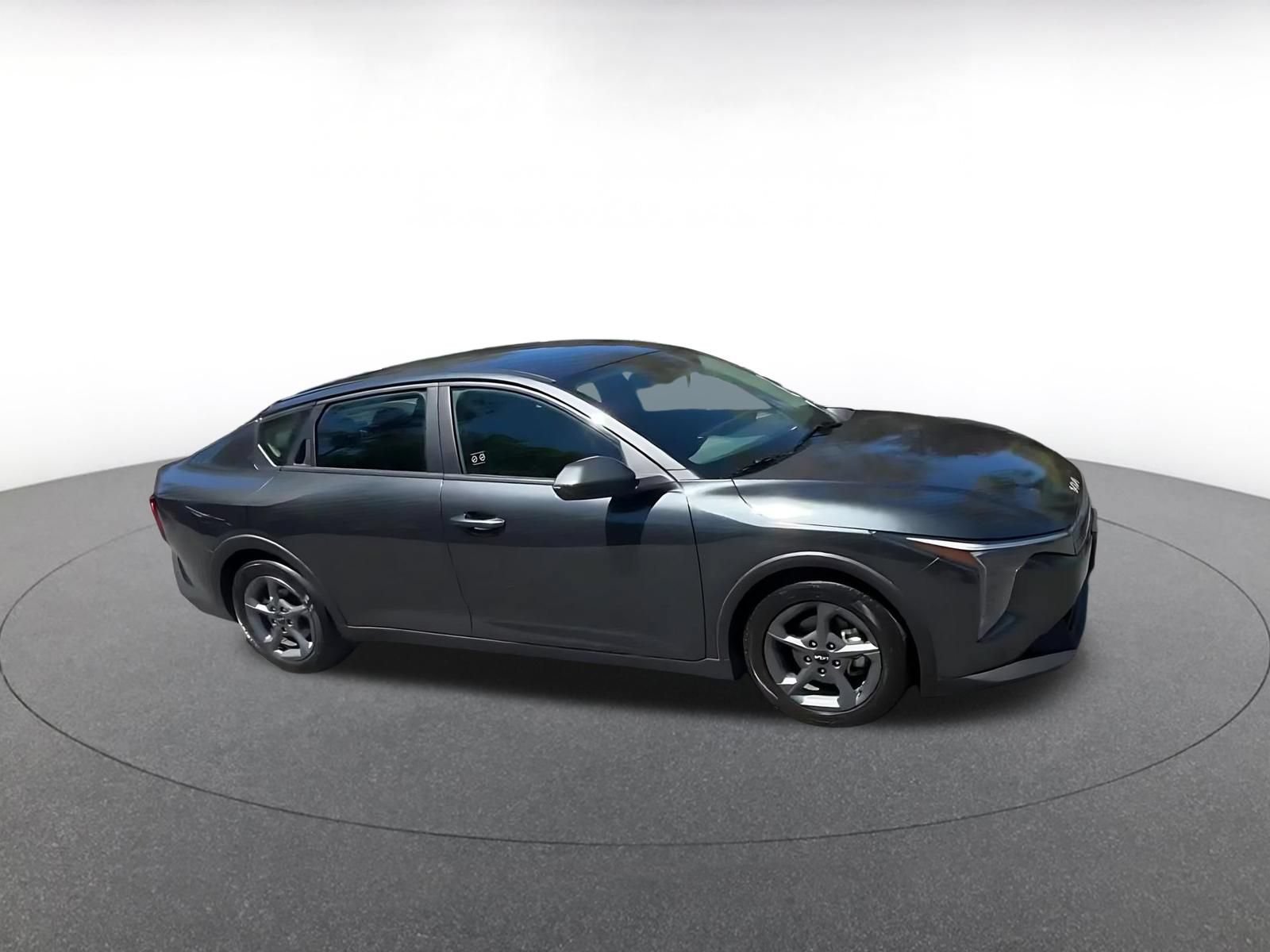 Used 2025 Kia K4 FWD video 2