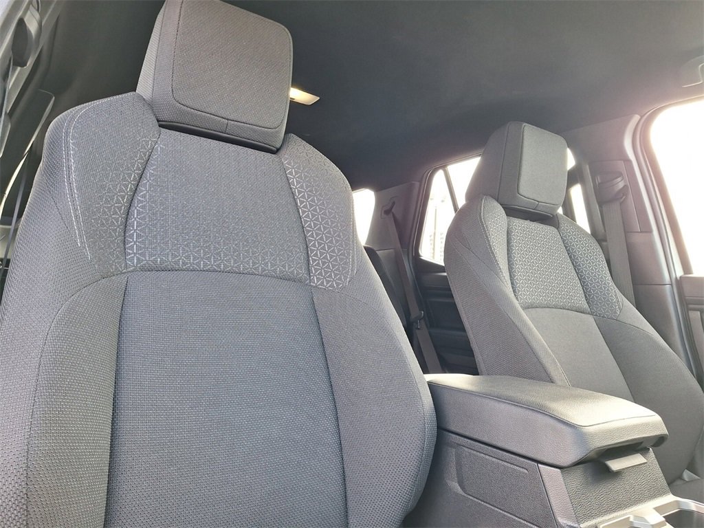 Used 2025 Toyota 4Runner SR5 image 27