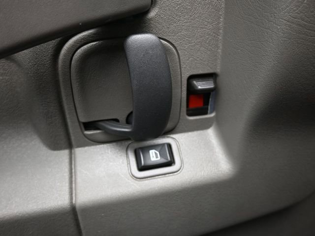 Used 2024 GMC Savana 2500 w/ Driver Convenience Package image 10