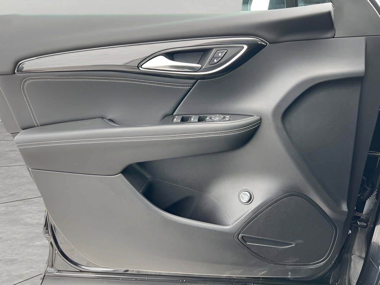 Used 2023 Buick Envision Preferred w/ Sport Touring Package image 23