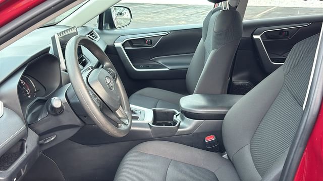 Used 2024 Toyota RAV4 LE image 26
