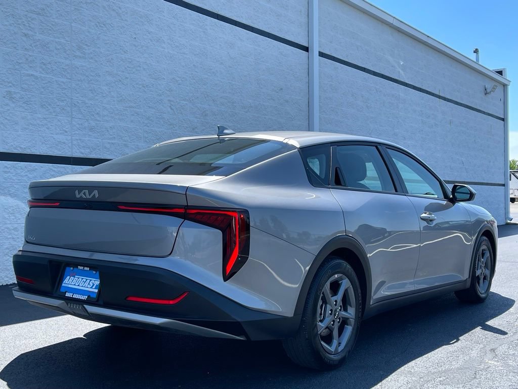 Used 2025 Kia K4 FWD image 6