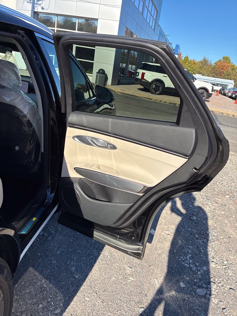 New 2027 Genesis GV70 2.5T Select AWD/4WD image 20