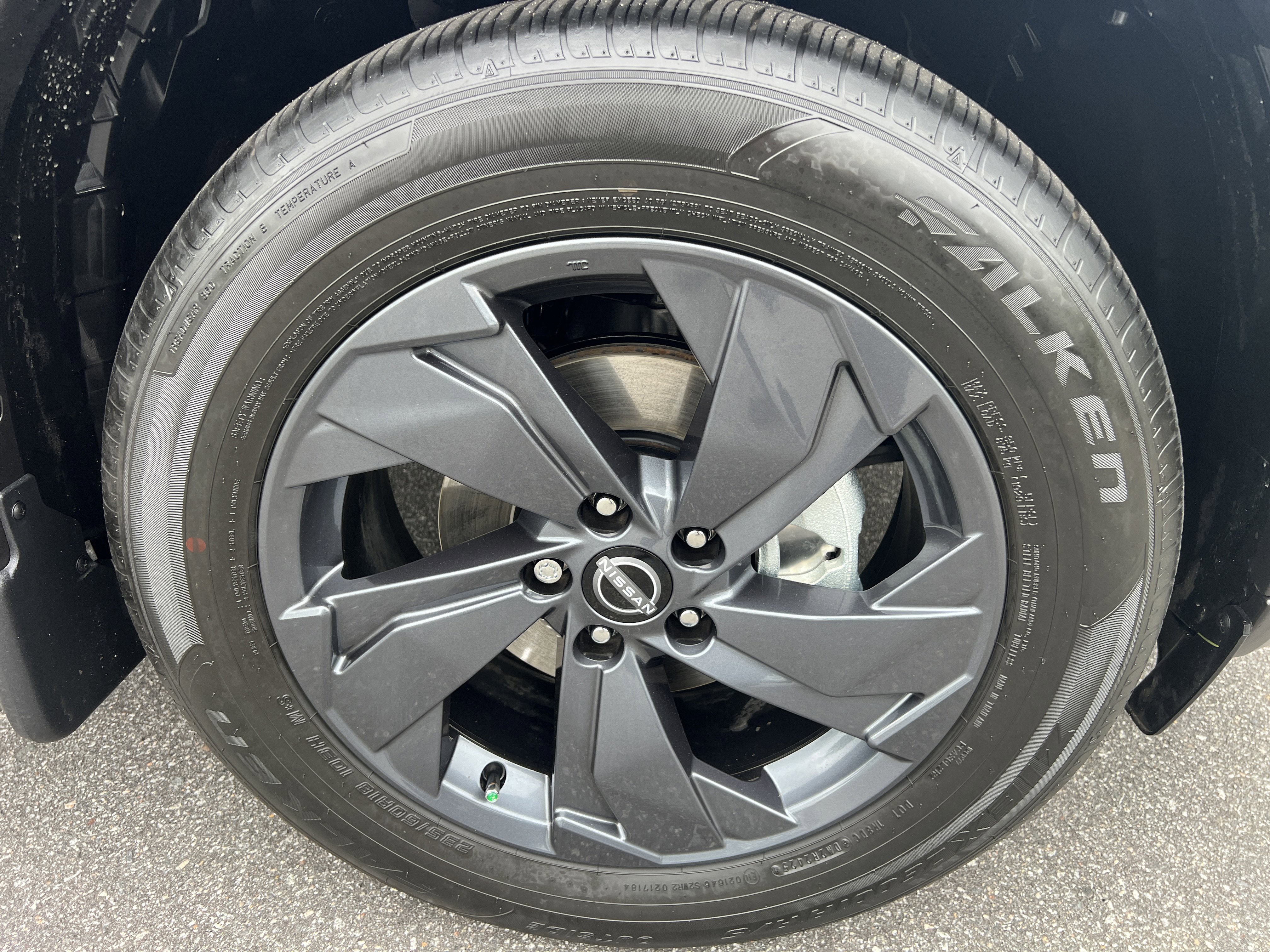 Certified 2026 Nissan Rogue SV FWD image 38