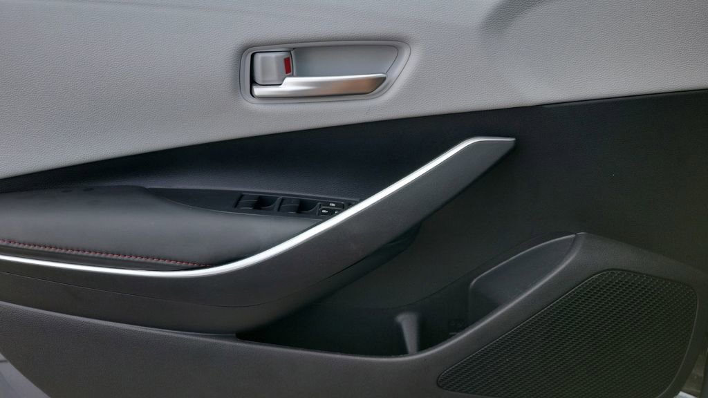 Used 2024 Toyota Corolla SE image 24