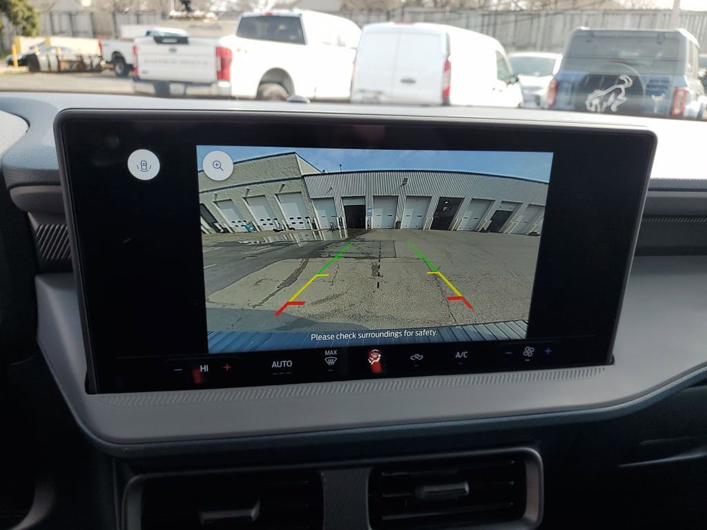 New 2026 Ford Maverick XL image 21