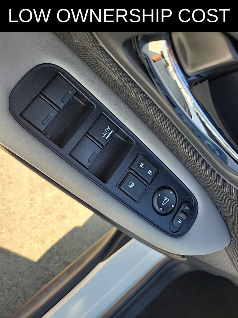 Used 2021 Honda HR-V LX image 18