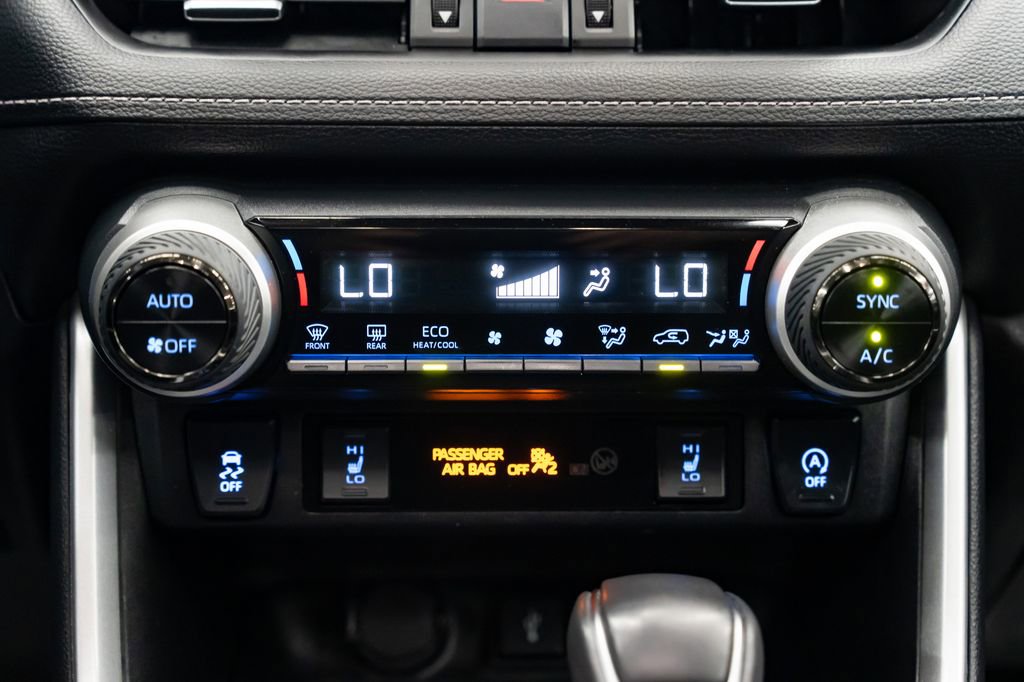 Used 2022 Toyota RAV4 XLE Premium AWD/4WD image 12