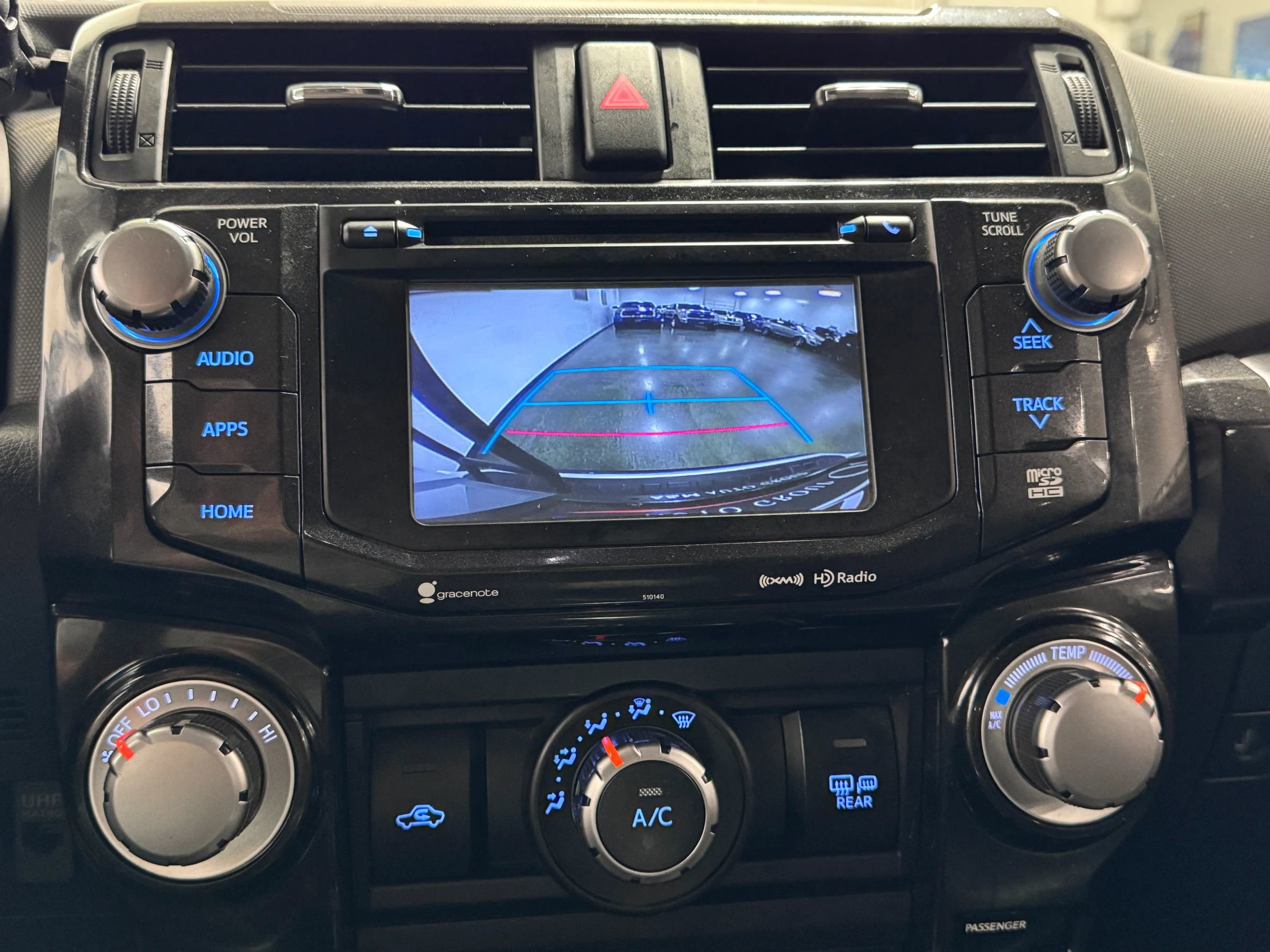 Used 2018 Toyota 4Runner TRD Off-Road Premium w/ TRD Performance Package image 12