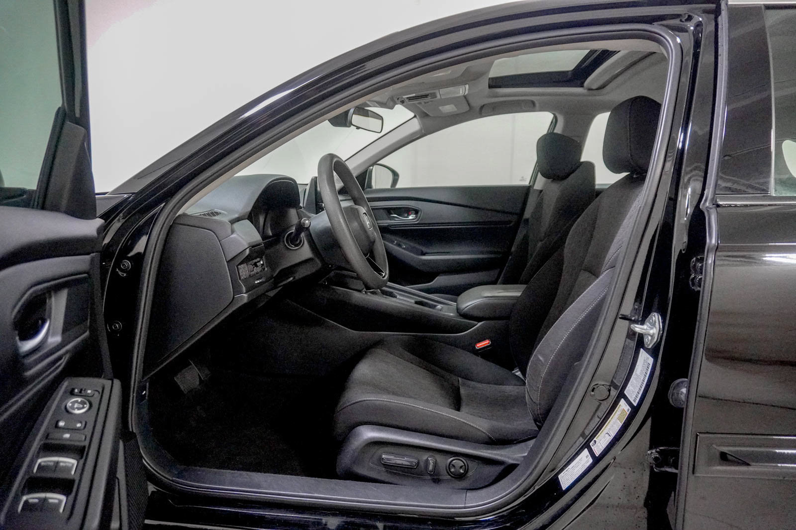 Used 2023 Honda Accord EX image 20
