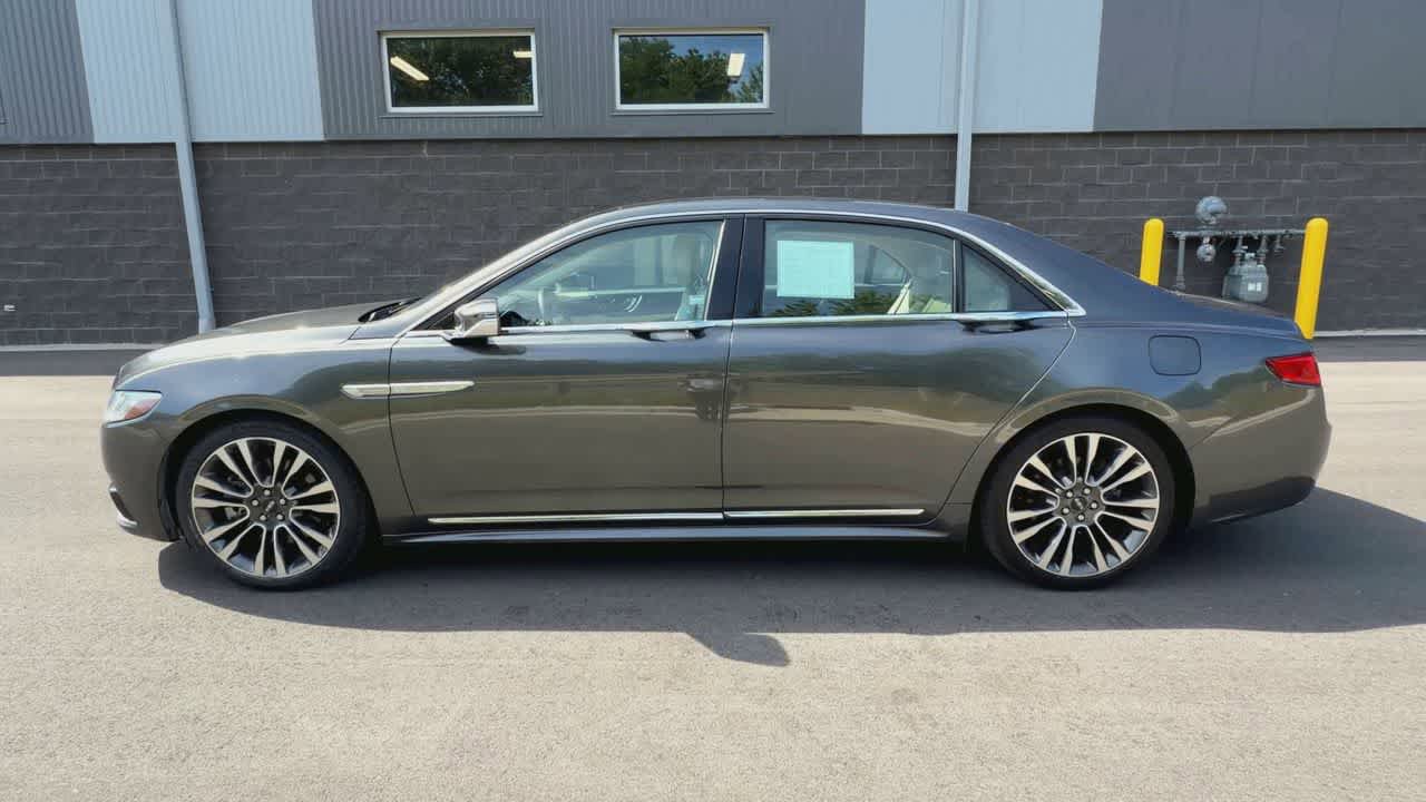 Used 2017 Lincoln Continental Select FWD image 5