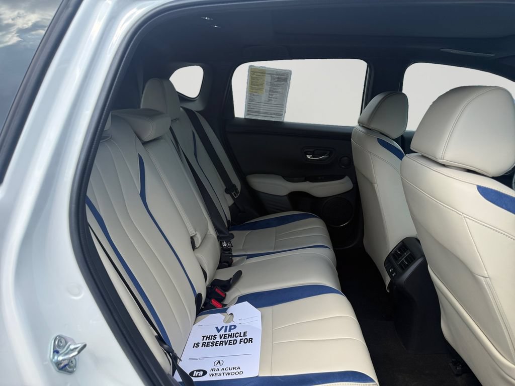 Used 2025 Acura ADX A-Spec FWD image 12