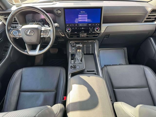 Certified 2024 Lexus GX 550 w/ Cold Area Package AWD/4WD image 15