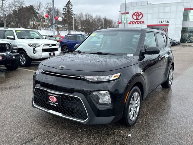 Used 2021 Kia Soul LX image 3