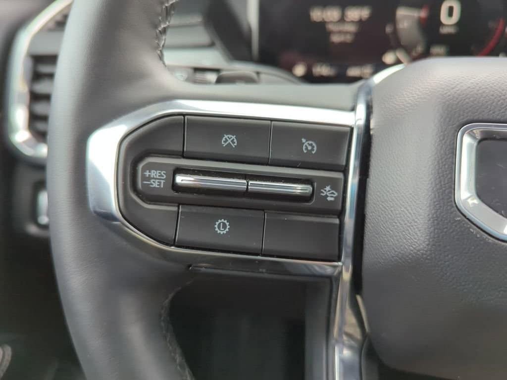 Certified 2025 GMC Acadia Elevation image 24