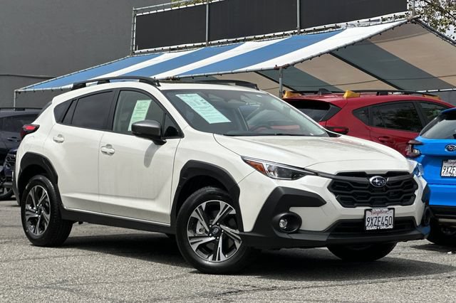 Used 2025 Subaru Crosstrek 2.5i Premium AWD/4WD image 2