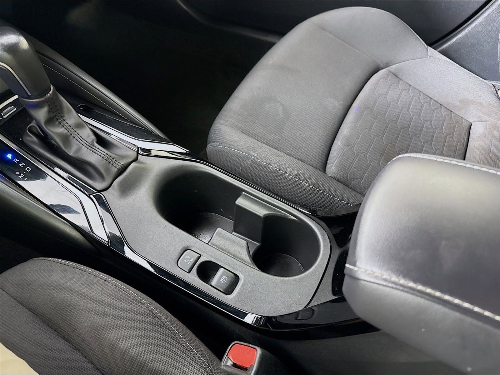 Used 2024 Toyota Corolla SE FWD image 8