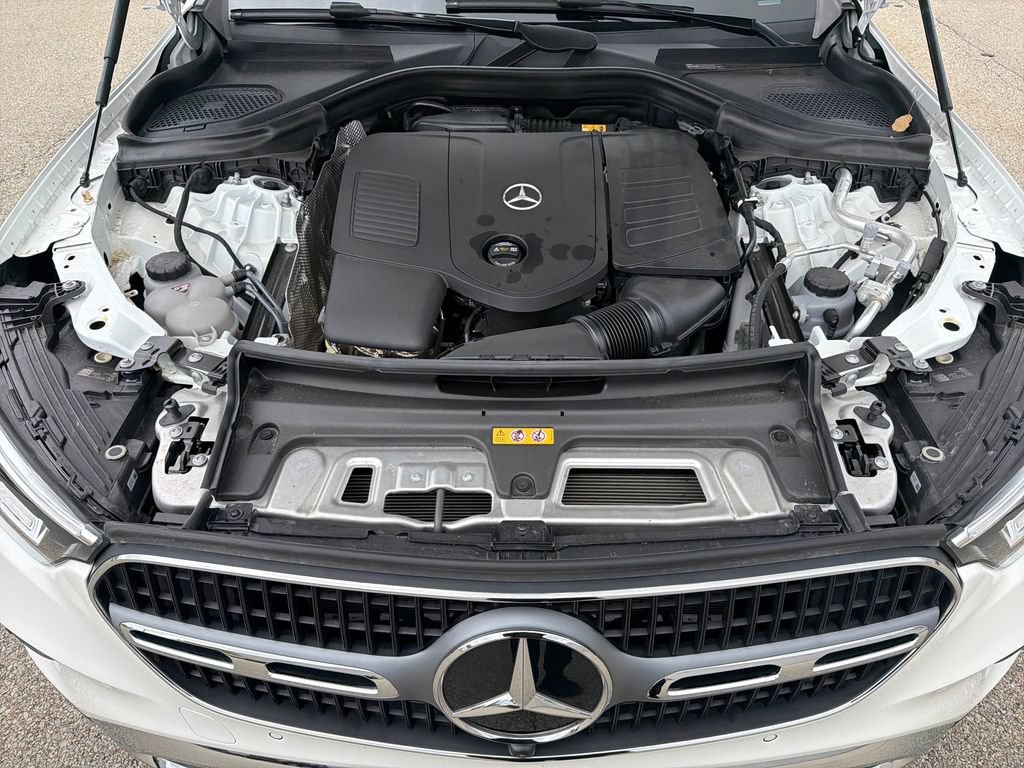 Used 2026 Mercedes-Benz GLC 300 4MATIC image 29