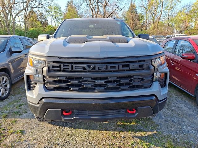 Certified 2024 Chevrolet Silverado 1500 Custom Trail Boss w/ LPO, Dark Essentials Package AWD/4WD image 2