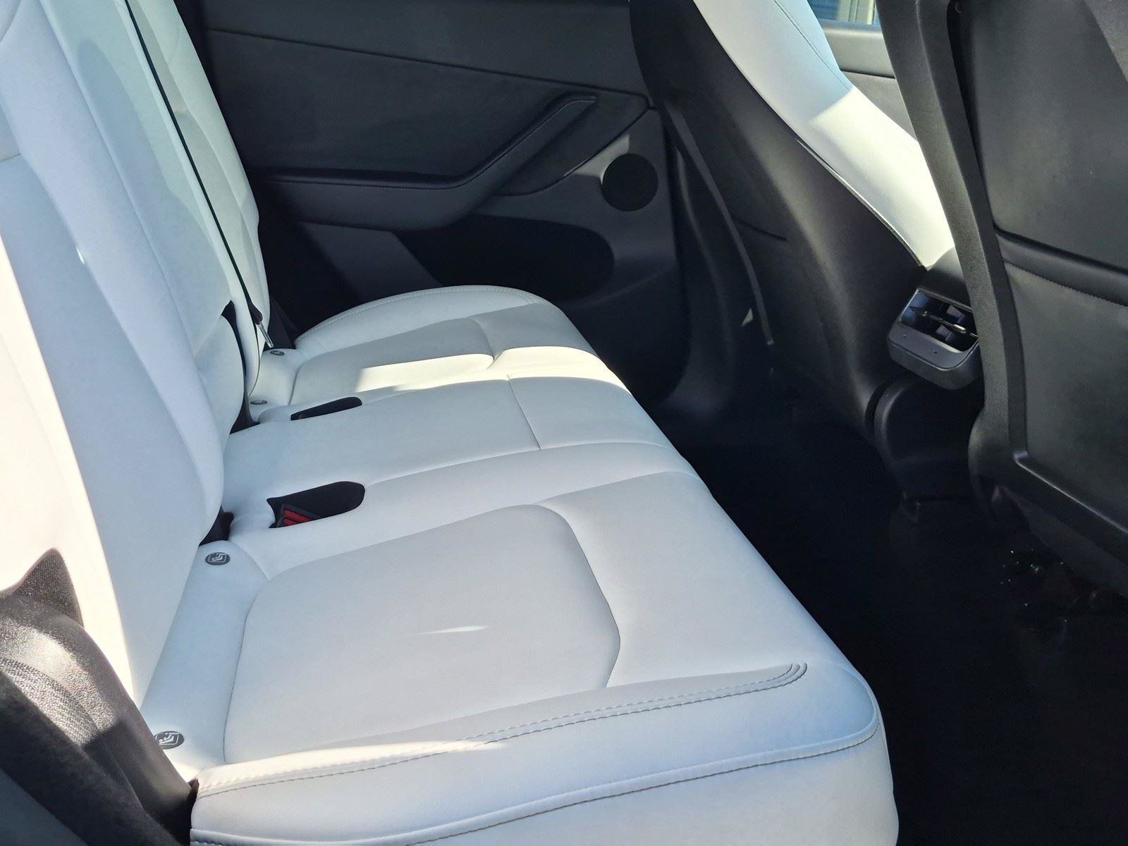 Used 2023 Tesla Model Y AWD image 10