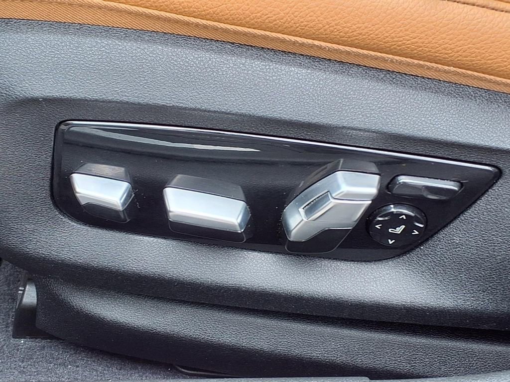 Used 2019 BMW 540i RWD image 26