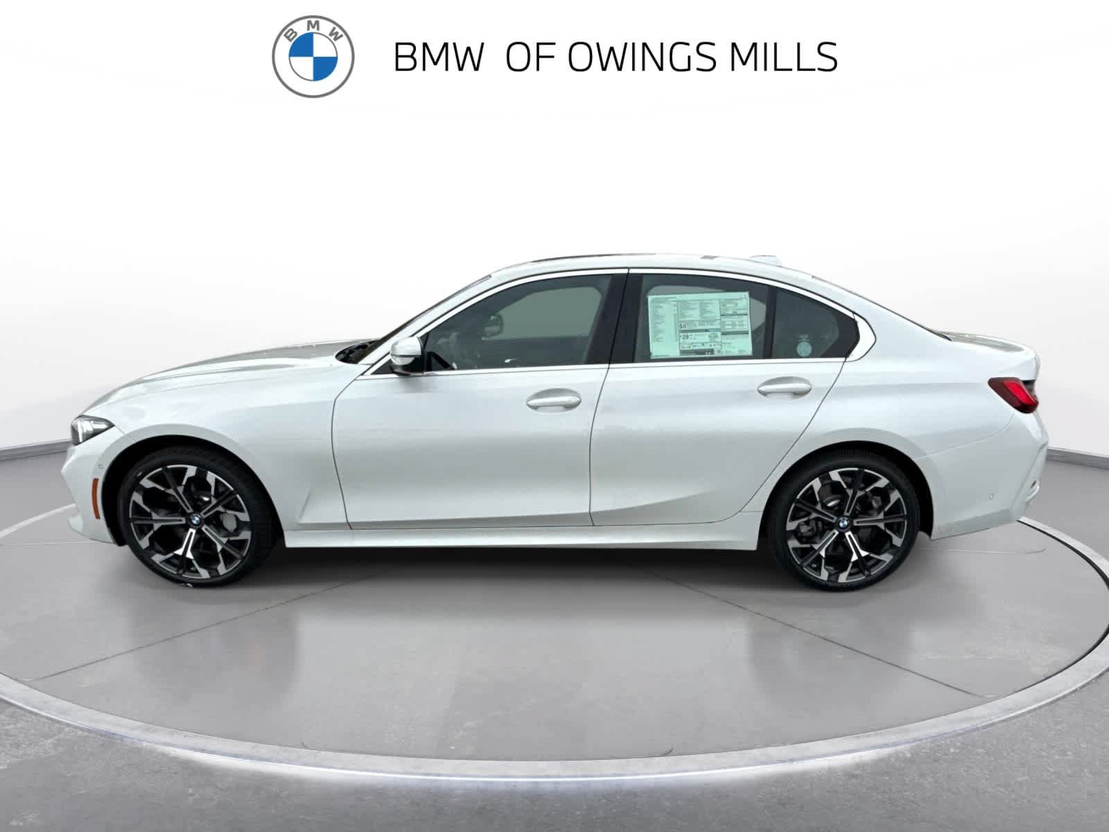 Used 2026 BMW 330i xDrive Sedan w/ Premium Package AWD/4WD image 5