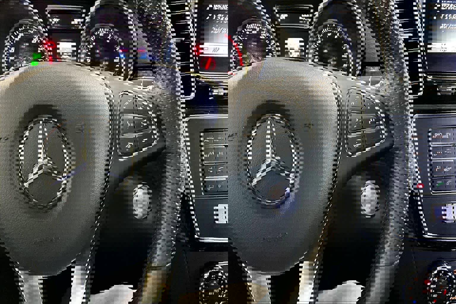 Used 2018 Mercedes-Benz GLE 350 4MATIC image 25