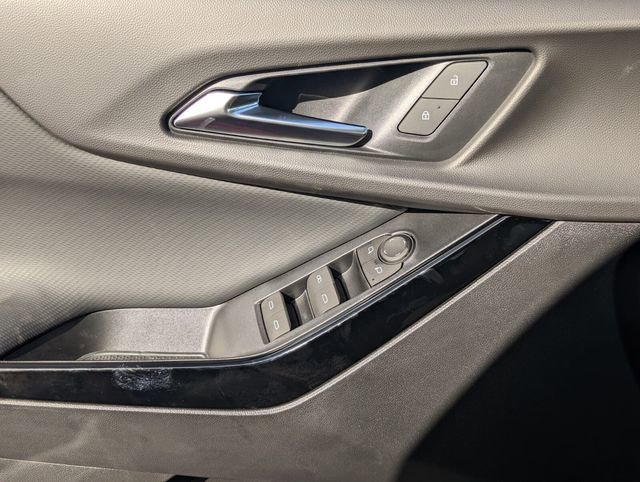 New 2025 Chevrolet Equinox LT w/ Safety and Technology Package image 15