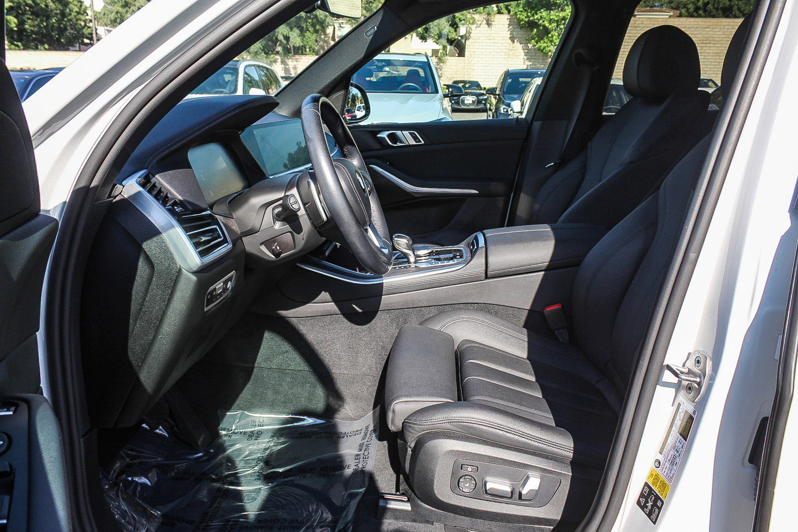 Used 2021 BMW X5 xDrive40i w/ Convenience Package image 17