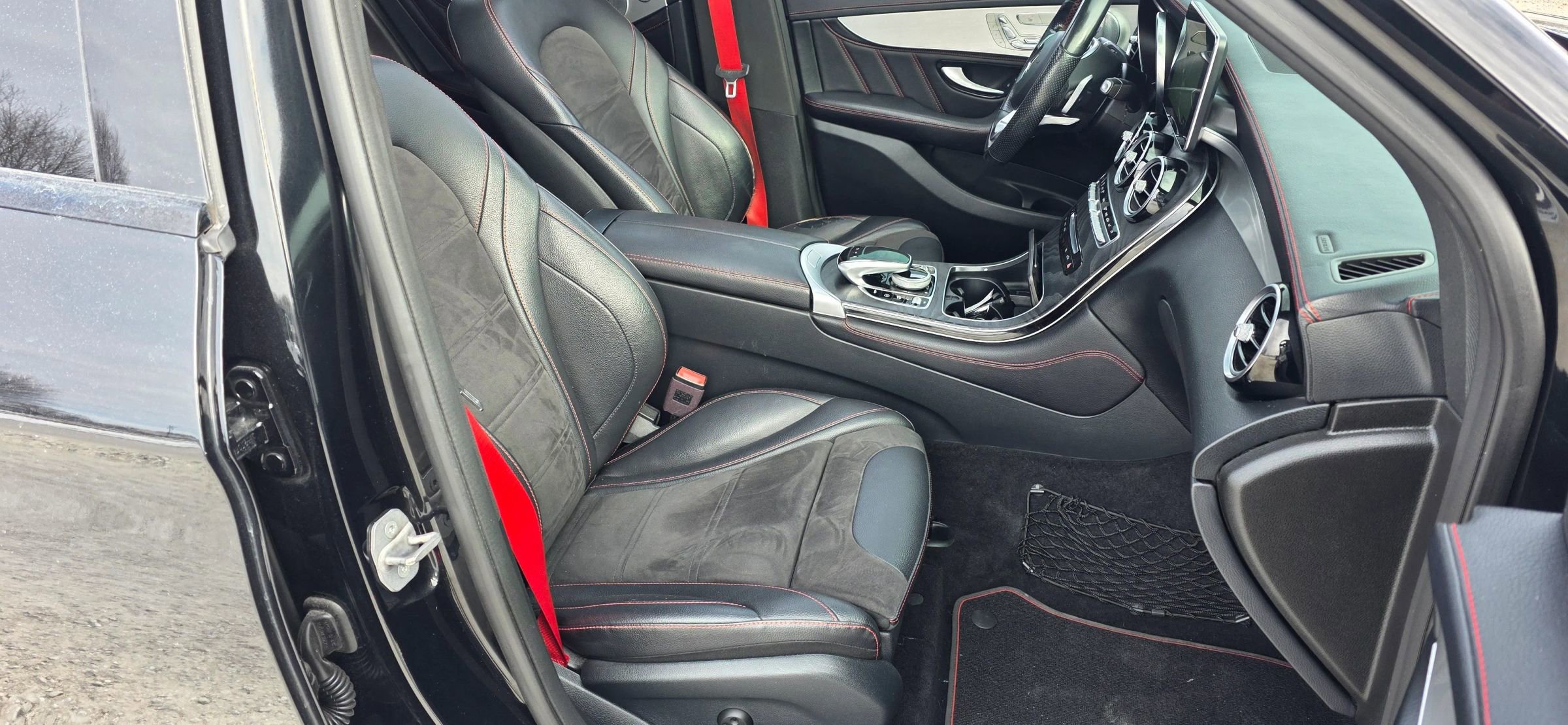 Used 2019 Mercedes-Benz GLC 43 AMG 4MATIC image 10