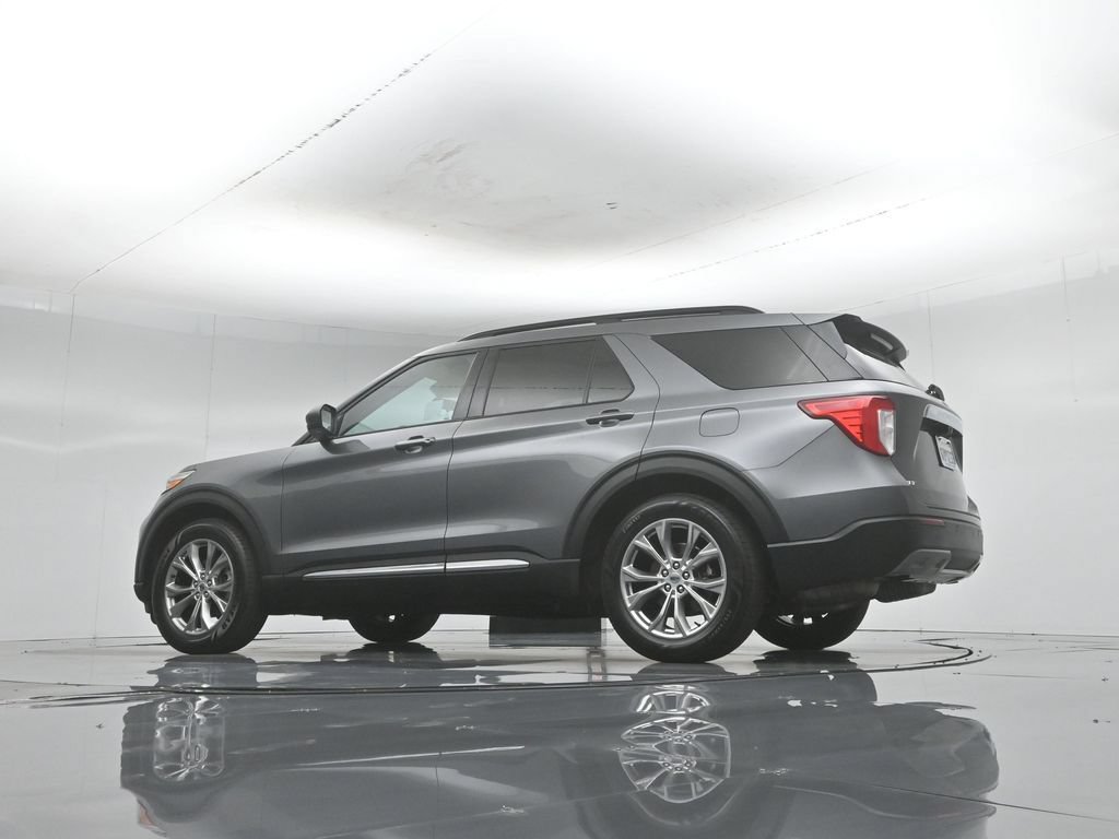 Certified 2021 Ford Explorer XLT w/ Equipment Group 202A RWD image 55