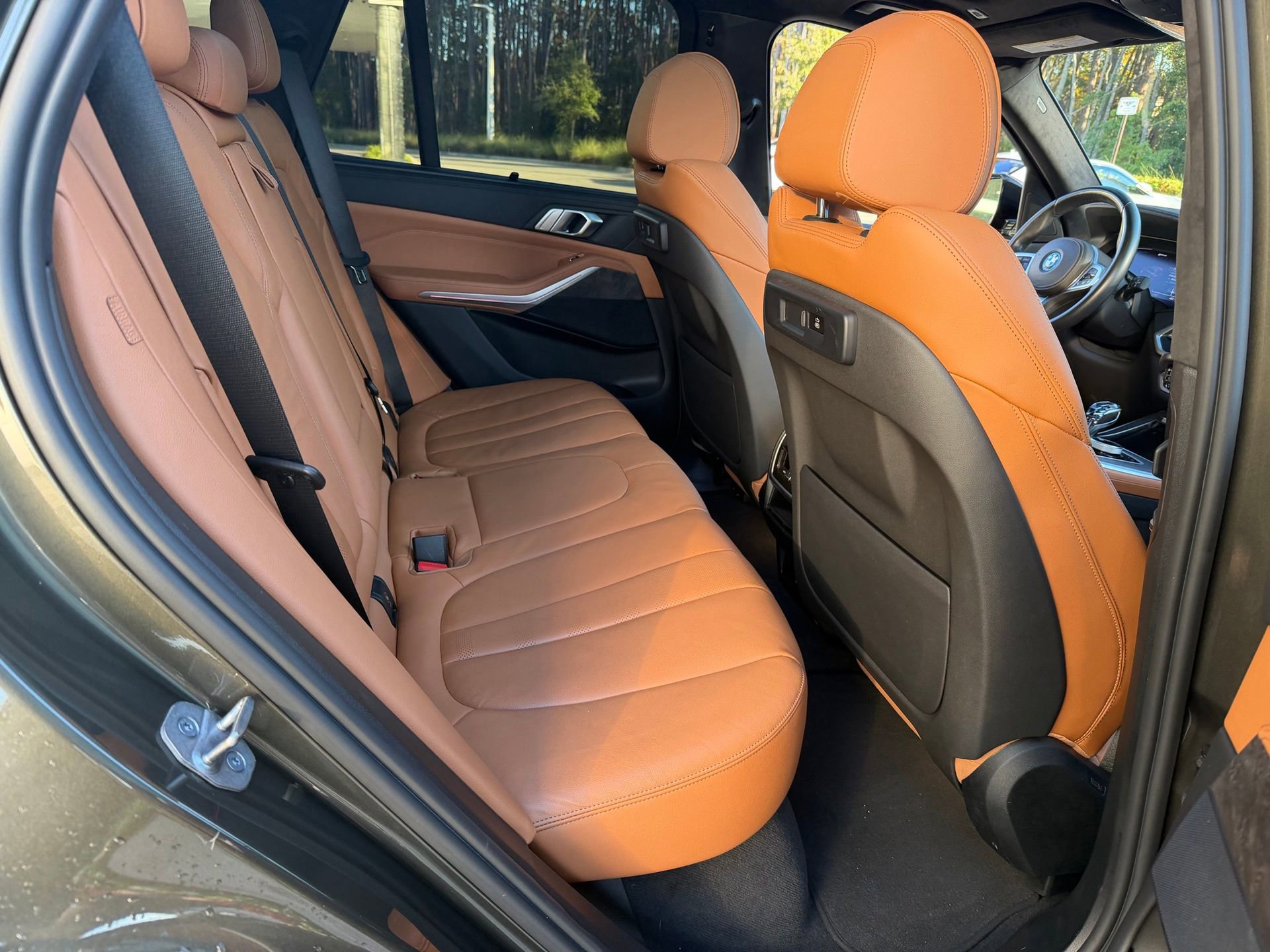 Used 2022 BMW X5 xDrive45e w/ M Sport Package image 25