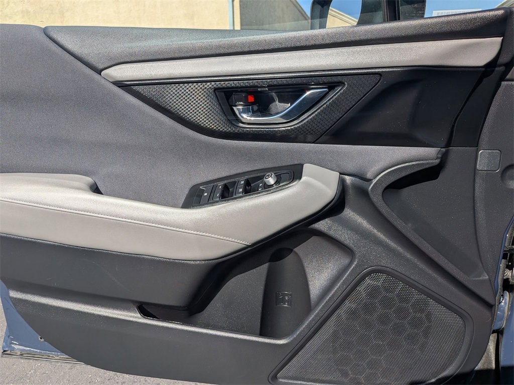 Used 2025 Subaru Outback Premium image 13