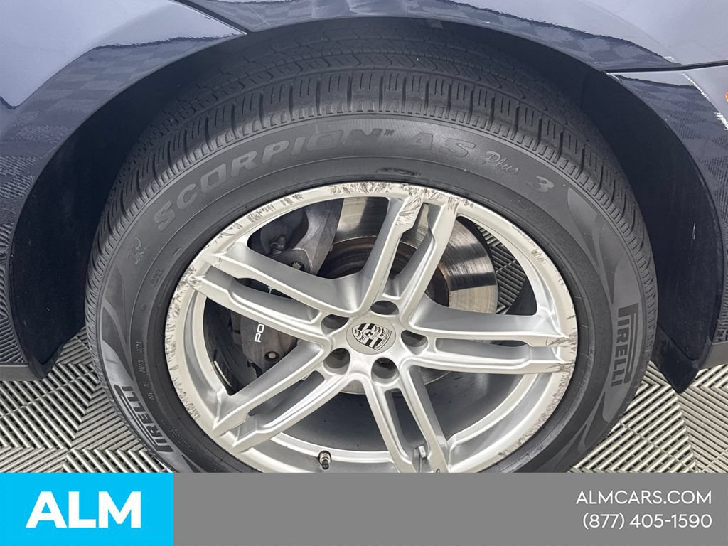 Used 2021 Porsche Macan AWD/4WD image 15